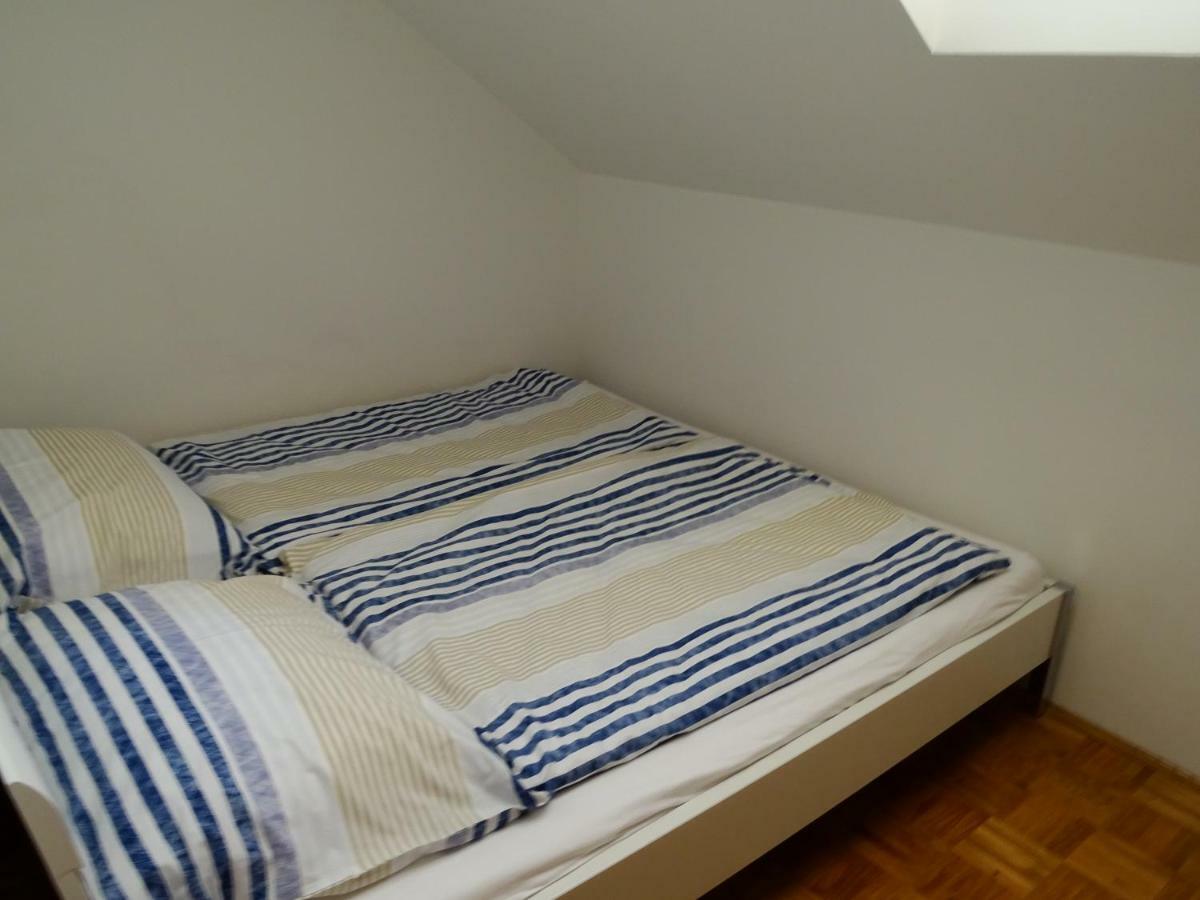 Apartments Laura Farm Stay Подчетртек Екстер'єр фото